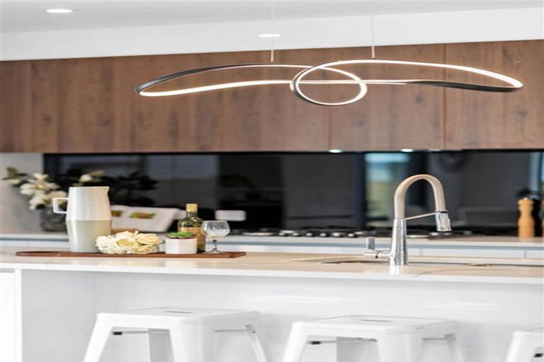 Photo of property in 60 Drumbuoy Drive, Flat Bush, Auckland, 2019