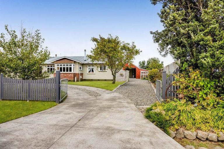 Photo of property in 11 Witiora Road, Oaonui, Opunake, 4681