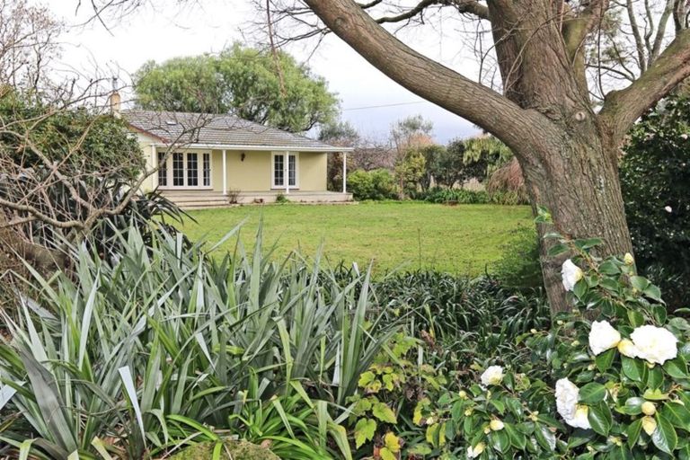 Photo of property in 71 Omarunui Settlement Road, Puketapu, Napier, 4183