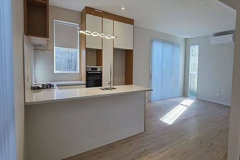 Photo of property in 6b Harvard Place, Albany, Auckland, 0632