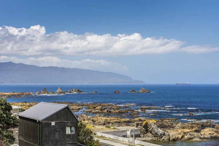 Photo of property in 11/410 The Esplanade, Island Bay, Wellington, 6023