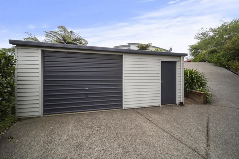Photo of property in 58b Veale Road, Frankleigh Park, New Plymouth, 4371