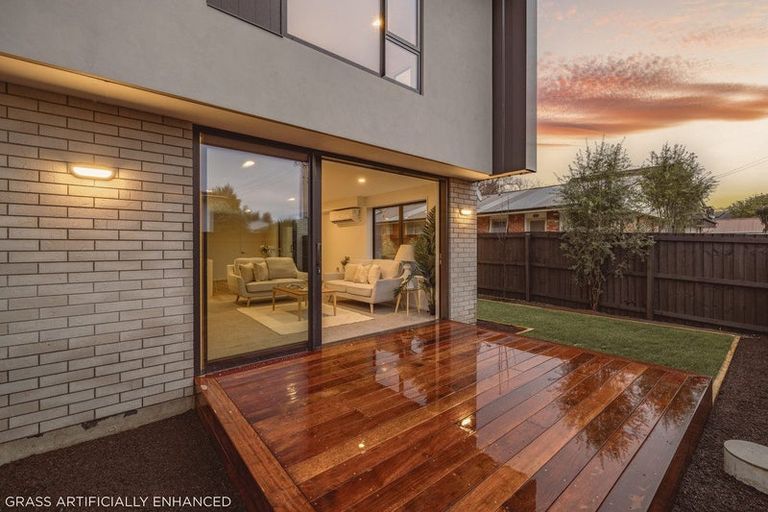 Photo of property in 153 Springfield Road, St Albans, Christchurch, 8014