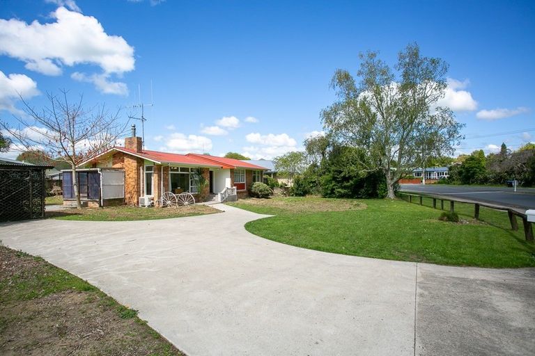 Photo of property in 234 Shakespeare Street, Leamington, Cambridge, 3432