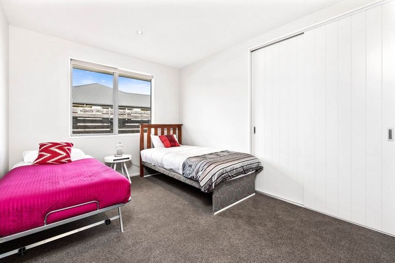 Photo of property in 5 Sunnyside Lane, Wanaka, 9305