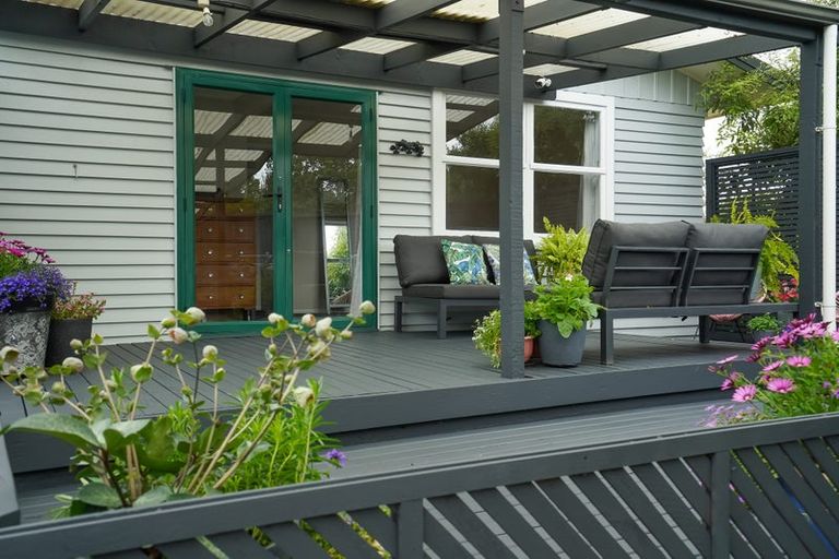 Photo of property in 37 Frederick Drive, Dinsdale, Hamilton, 3204