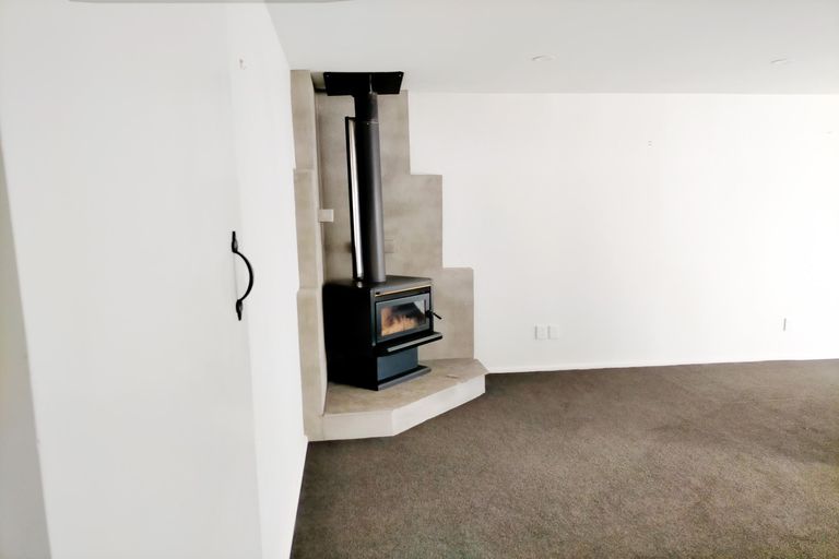 Photo of property in 17 Airedale Road, Weston, Oamaru, 9401