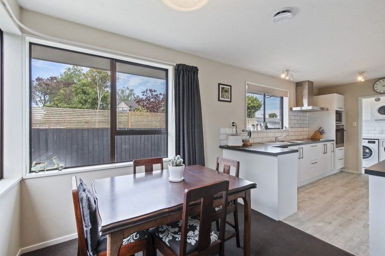 Photo of property in 7a Factory Road, Belfast, Christchurch, 8051