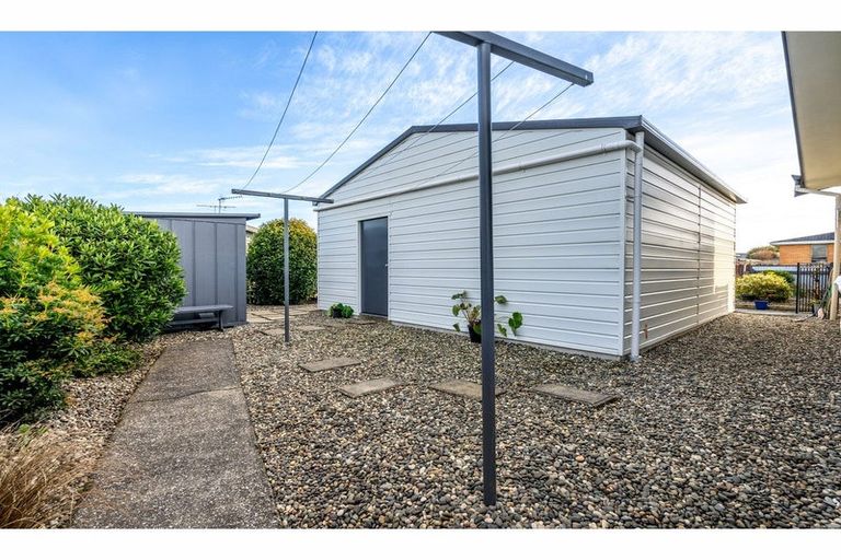 Photo of property in 61 Vogel Street, Waikiwi, Invercargill, 9810