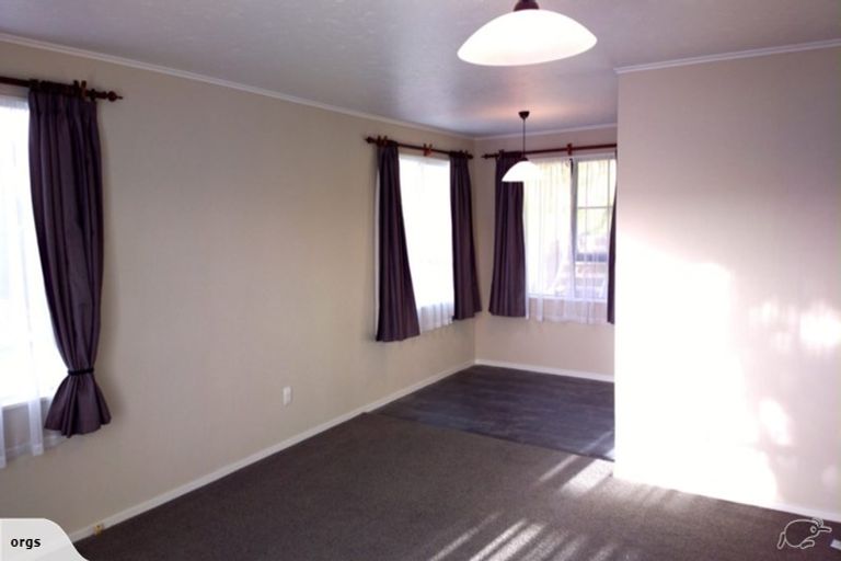 Photo of property in 12 Buccaneer Place, Grenada Village, Wellington, 6037