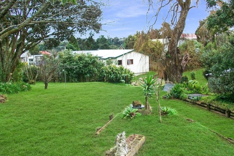Photo of property in 95 Matipo Road, Te Atatu Peninsula, Auckland, 0610