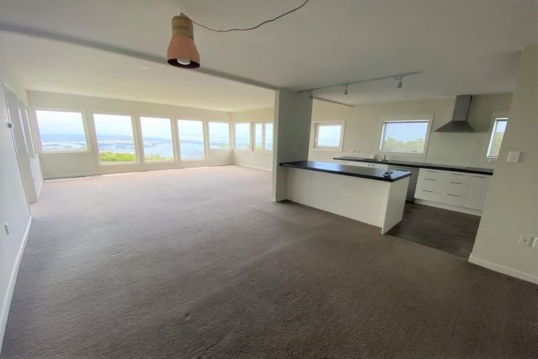 Photo of property in 27 Belleview Terrace, Mount Pleasant, Christchurch, 8081