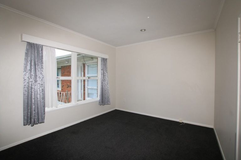 Photo of property in 3/49 Corunna Road, Milford, Auckland, 0620