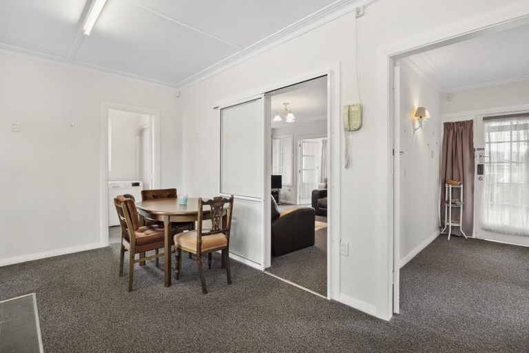 Photo of property in 27 Bush Road, Mosgiel, 9024