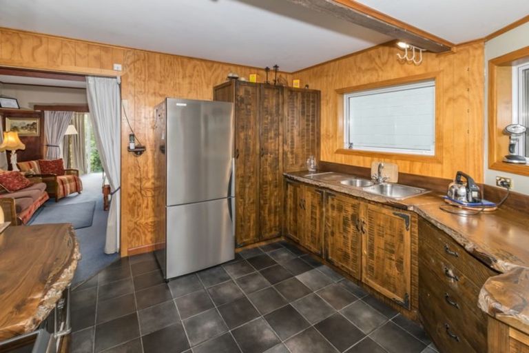 Photo of property in 9 Monks Parade, The Pines Beach, 7630