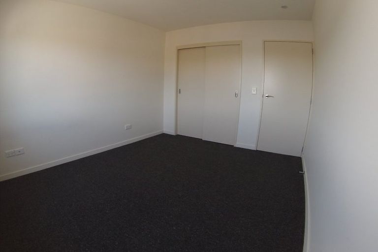 Photo of property in 8/30 Mathesons Road, Phillipstown, Christchurch, 8011