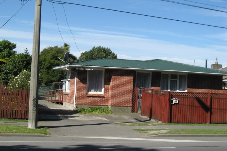 Photo of property in 413 Linwood Avenue, Bromley, Christchurch, 8062