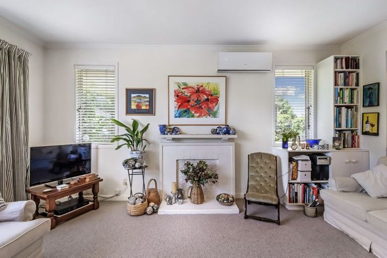 Photo of property in 2/188 Clyde Road, Burnside, Christchurch, 8053