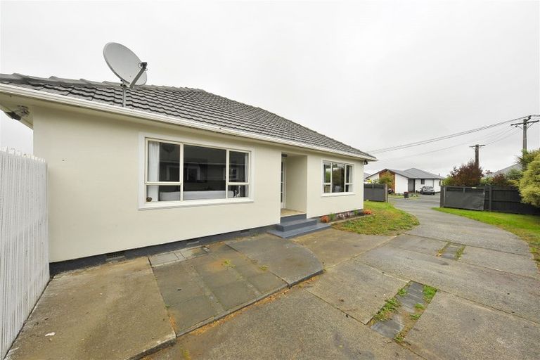 Photo of property in 30 Willryan Avenue, New Brighton, Christchurch, 8083