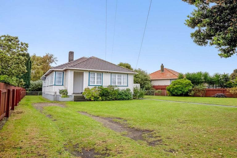 Photo of property in 64 Harper Street, Gonville, Whanganui, 4501
