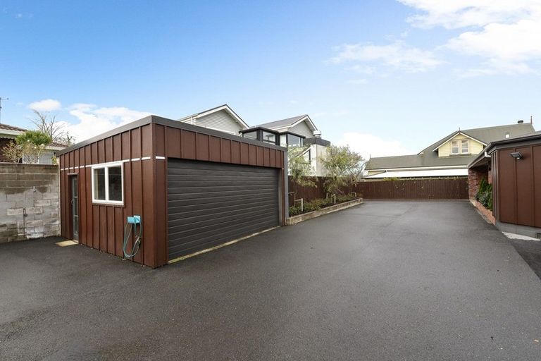 Photo of property in 126 Pembroke Street, Hamilton Lake, Hamilton, 3204