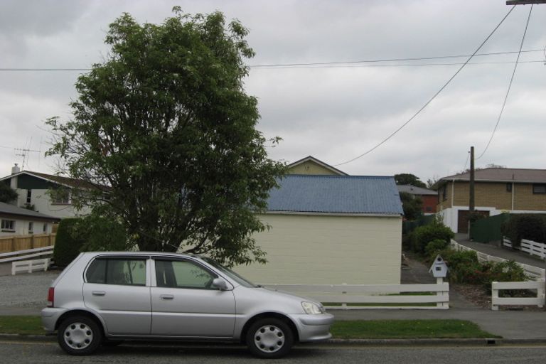 Photo of property in 15 Aynsley Street, Parkside, Timaru, 7910