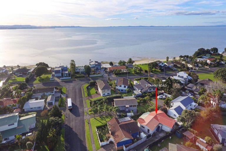 Photo of property in 7 Taihiki Road, Clarks Beach, 2122