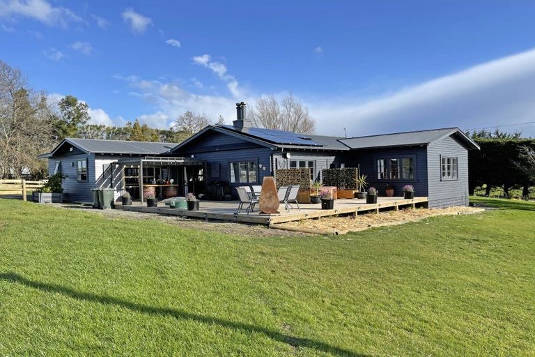 Photo of property in 54 Byrne Road, Takapau, 4287
