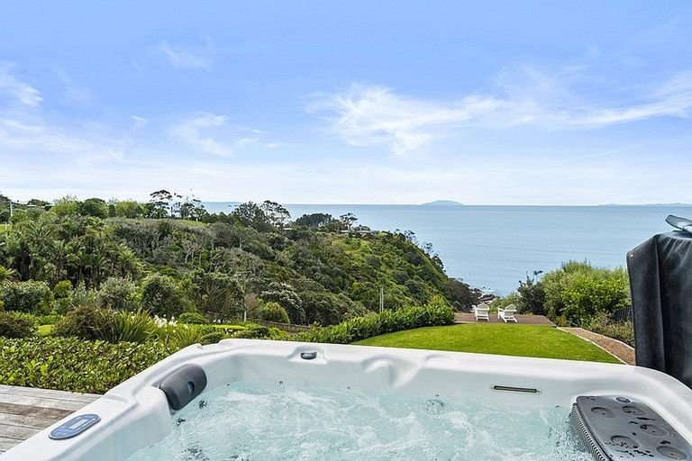 Photo of property in 66 Cory Road, Palm Beach, Waiheke Island, 1081