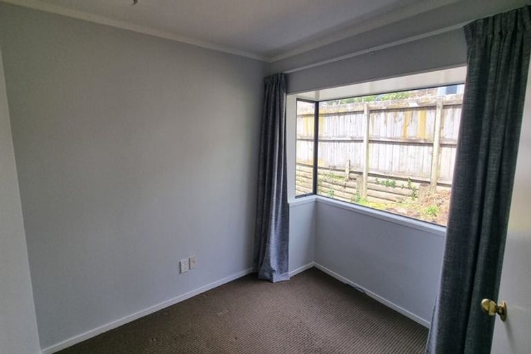 Photo of property in 52 Vintage Drive, Henderson, Auckland, 0612