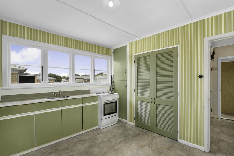 Photo of property in 32 Montgomery Avenue, Pukekohe, 2120