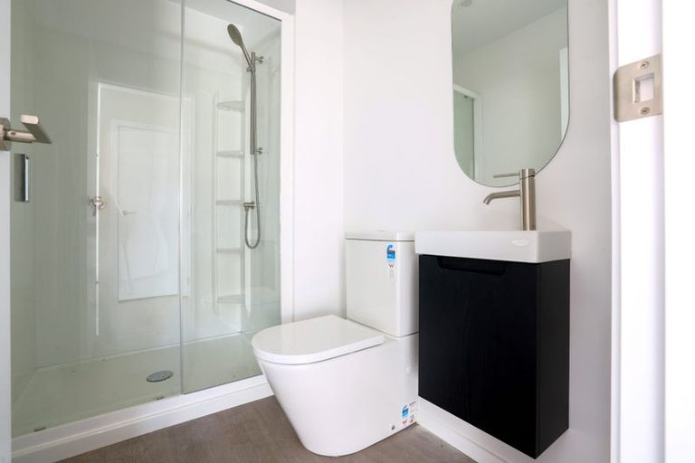 Photo of property in 272 Fergusson Drive, Heretaunga, Upper Hutt, 5018