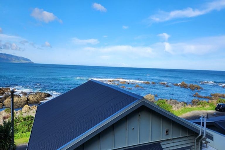 Photo of property in 134 Owhiro Bay Parade, Owhiro Bay, Wellington, 6023