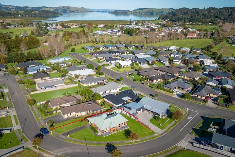 Photo of property in 48 Greenhills Drive, Coromandel, 3506