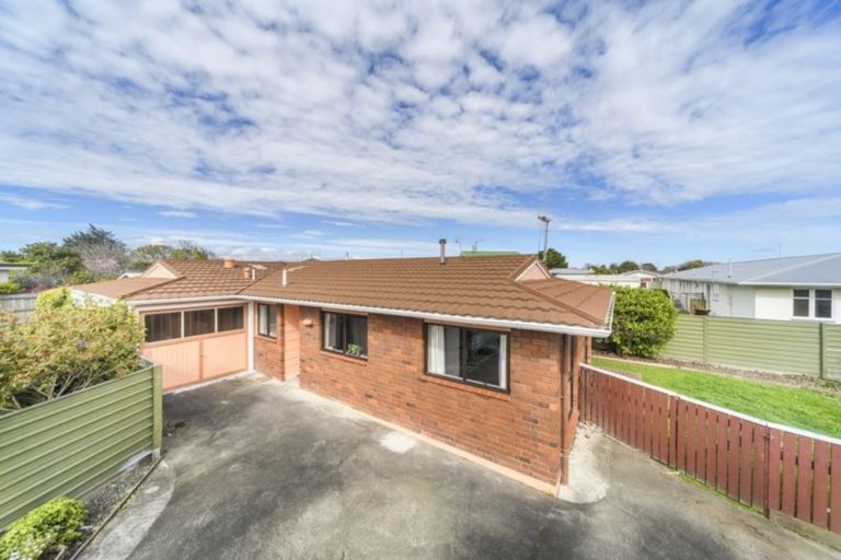 Photo of property in 7a Marama Crescent, Palmerston North, 4414