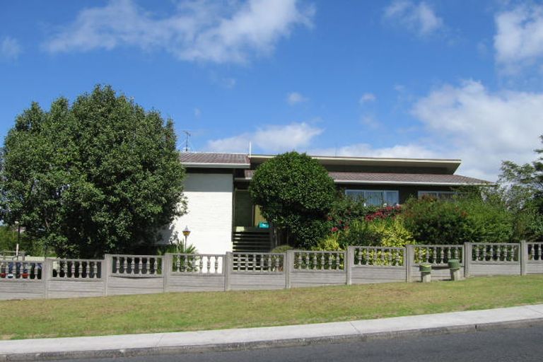 Photo of property in 86 Glamorgan Drive, Torbay, Auckland, 0630