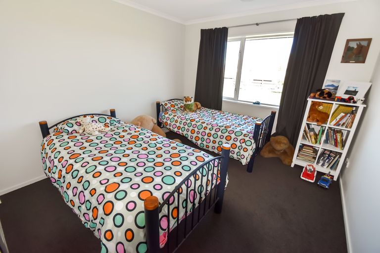 Photo of property in 4 The Drive, Twizel, 7999