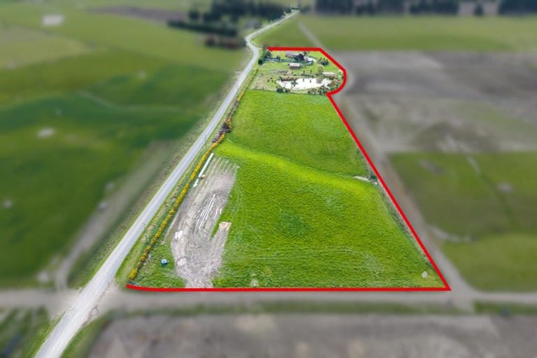 Photo of property in 229 Waihao Back Road, Waimate, 7979