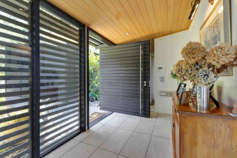 Photo of property in 43 Whakamoenga Point, Acacia Bay, Taupo, 3385