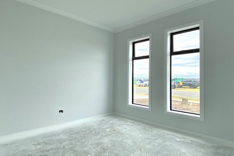 Photo of property in 9 Carronade Street, Papamoa Beach, Papamoa, 3118