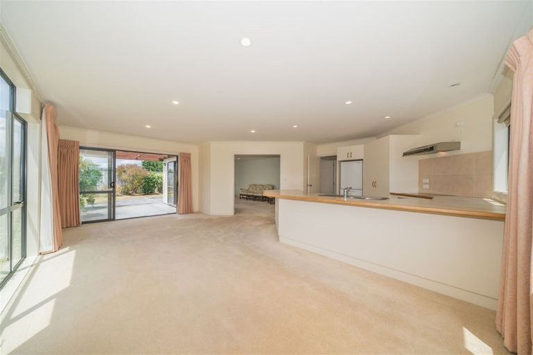 Photo of property in 6 Virginia Grove, Milson, Palmerston North, 4414