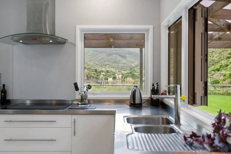 Photo of property in 538 Ahuroa Road, Puhoi, Warkworth, 0994