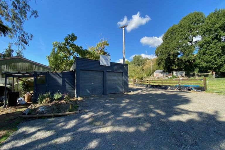 Photo of property in 490 River Road, Kumeroa, Woodville, 4997