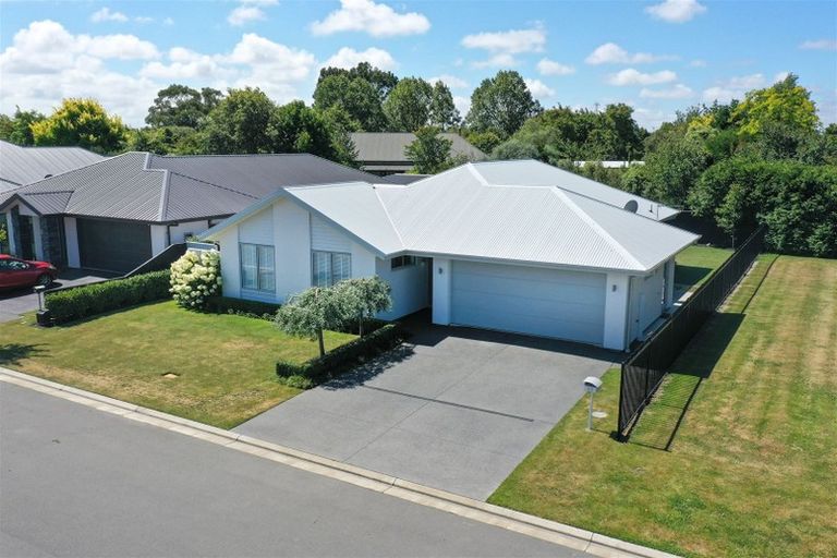 Photo of property in 17 Carpenter Drive, Prebbleton, 7604