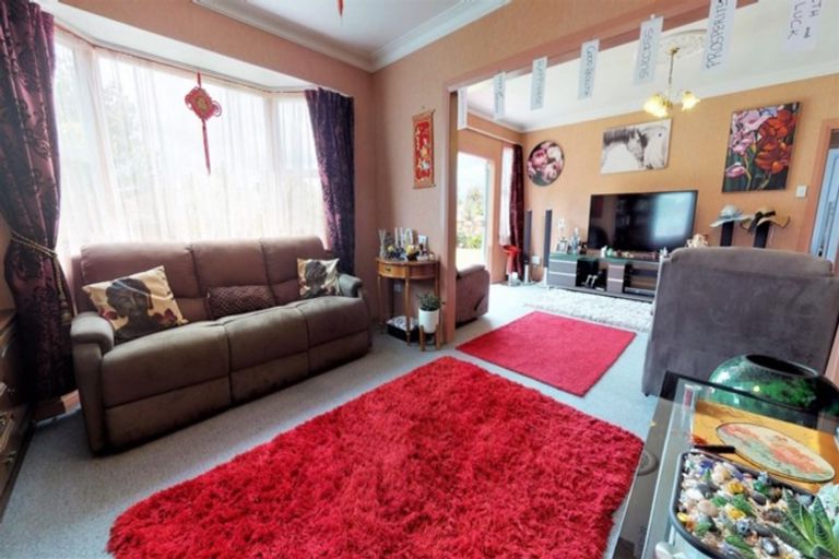 Photo of property in 7 Winchester Street, Levin, 5510