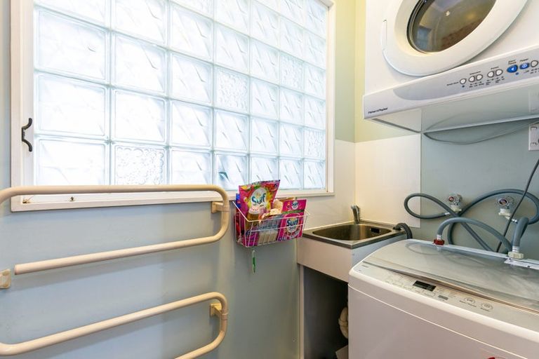 Photo of property in 14b Glenmore Street, Thorndon, Wellington, 6011