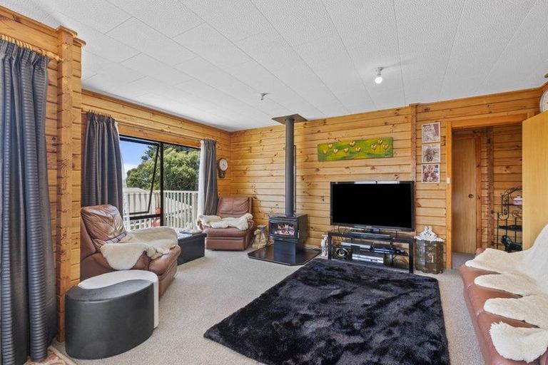 Photo of property in 5 Oxford Street, Waikari, 7420