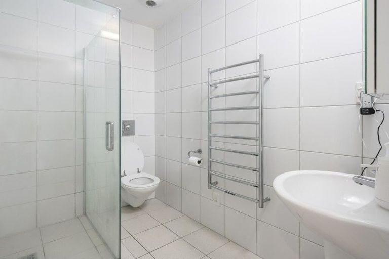 Photo of property in 17b Hania Street, Mount Victoria, Wellington, 6011