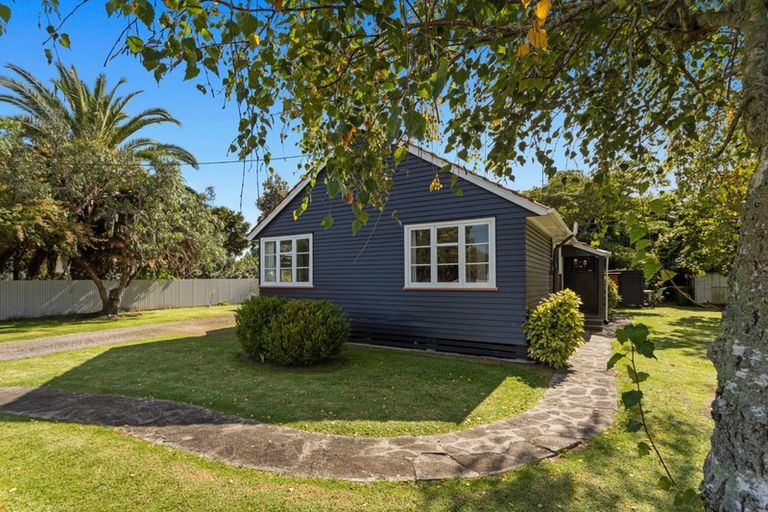 Photo of property in 19 Tawa Street, Edgecumbe, 3120