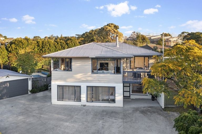 Photo of property in 6 May Avenue, Te Atatu South, Auckland, 0610